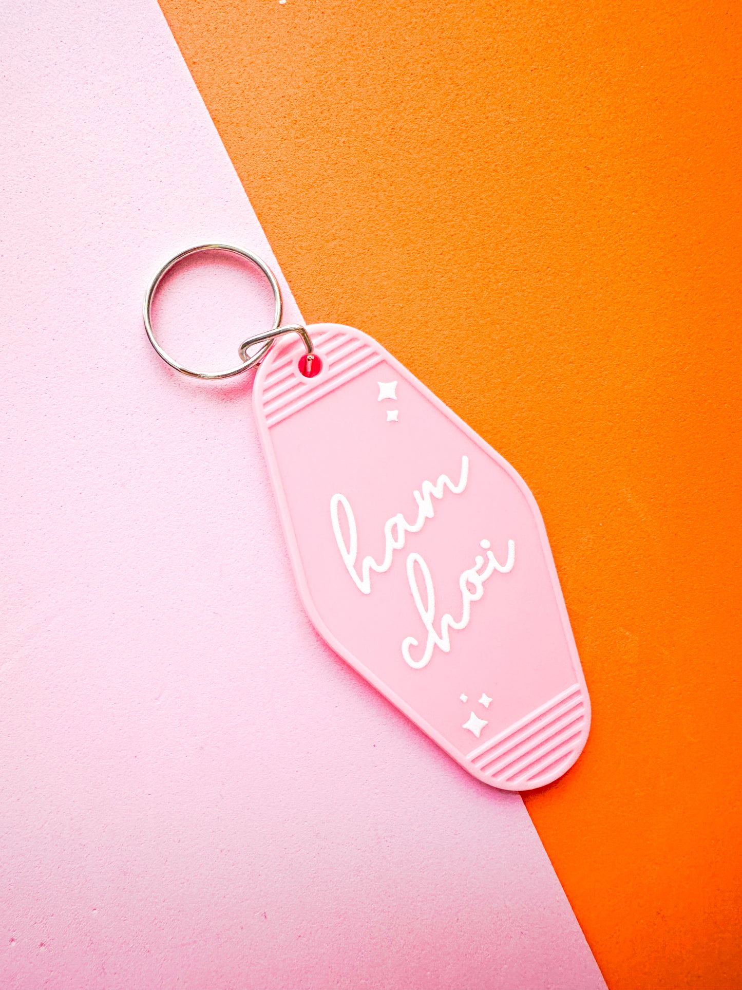 Ham Choi Hotel Keychain - Script