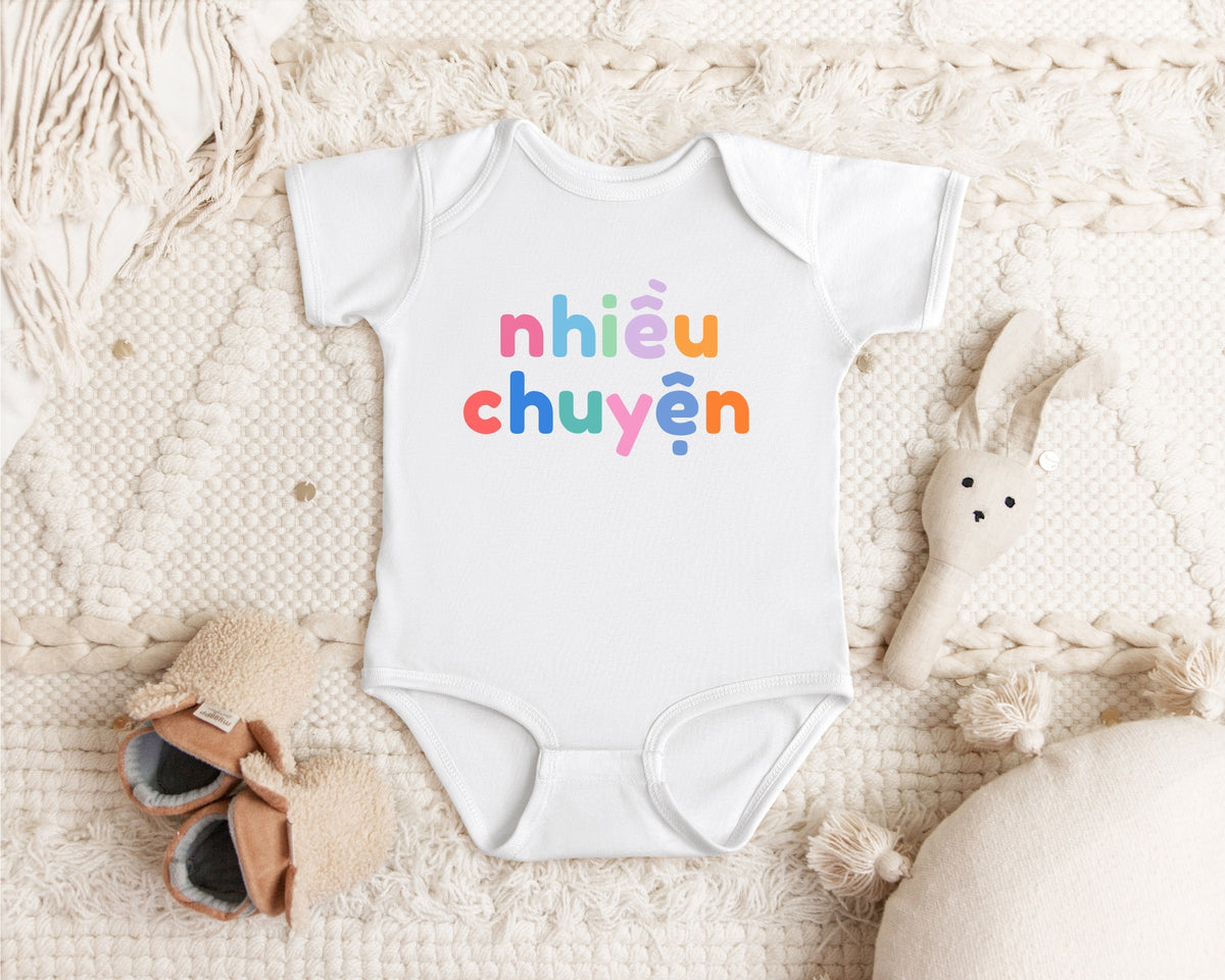 Nhieu Chuyen Baby Bodysuit